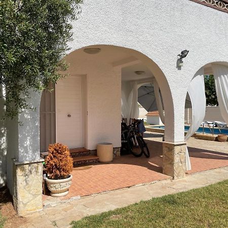 Villa La Calma Del Delta L'Eucaliptus Exterior foto